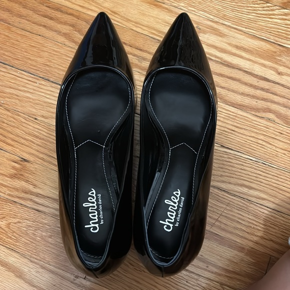Charles By Charles David Black Patent Heels - Picture 3 of 4